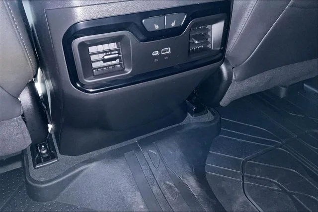 Used 2025 Black Chevrolet ZR2 image 25