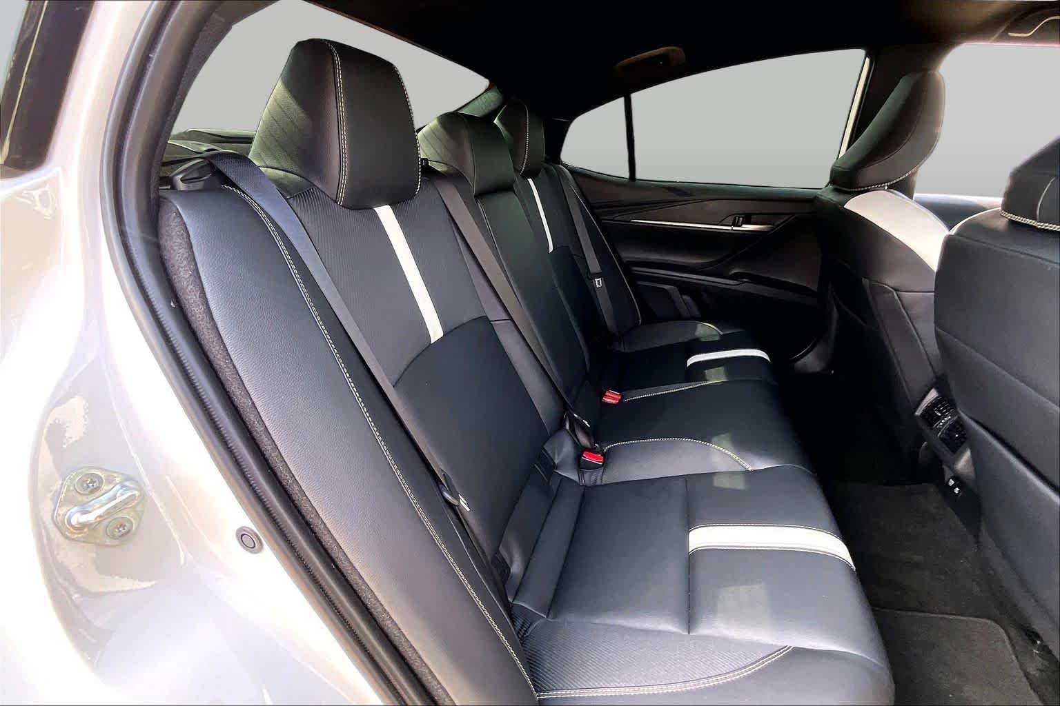 Used 2026 Ice Cap Toyota LE image 21