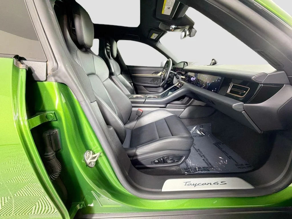 Used 2021 Green Porsche 4S image 29