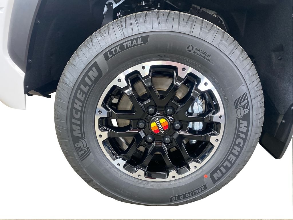 New 2026 Ice Cap Toyota  SR5 image 5