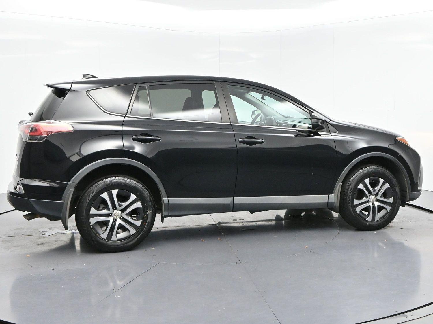 Used 2018 Black Toyota LE image 8