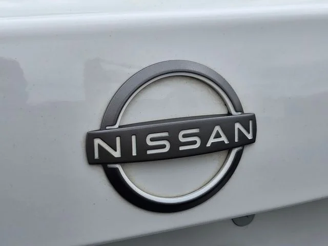 Used 2024 White Nissan SV image 17