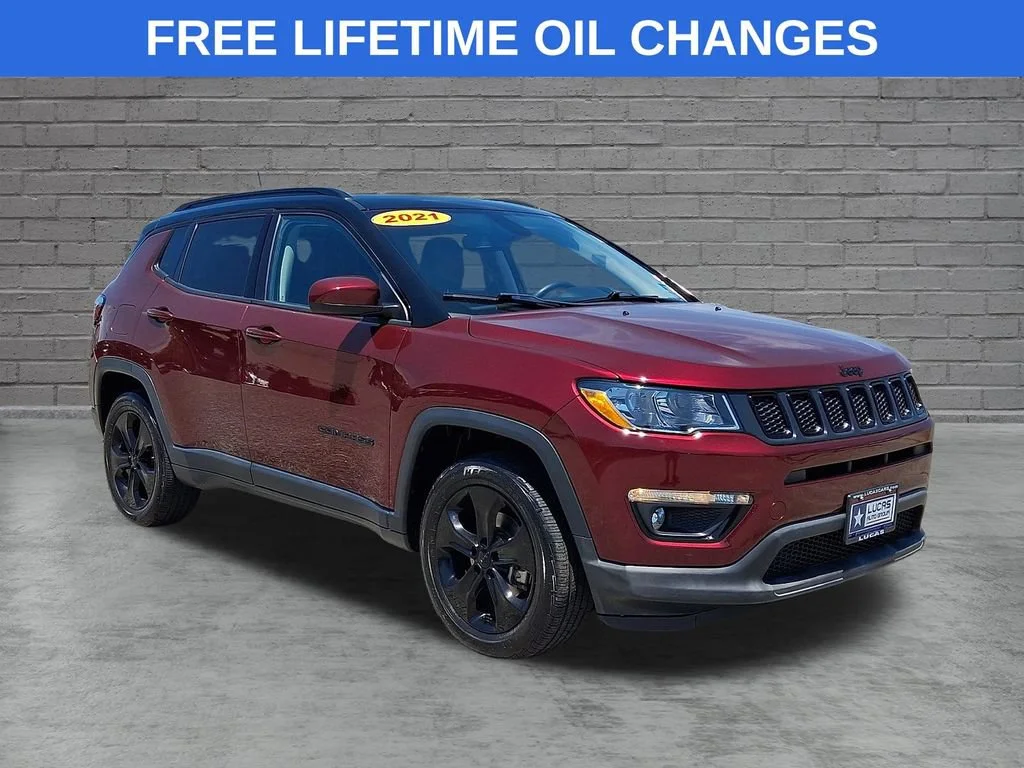 Used 2021 Velvet Red Pearlcoat Jeep Altitude image 1