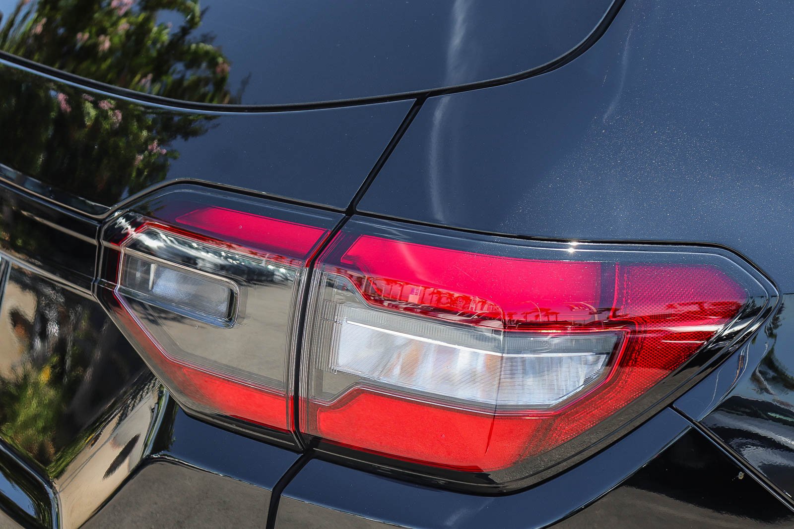 2025 Honda Pilot EX-L - Photo 9