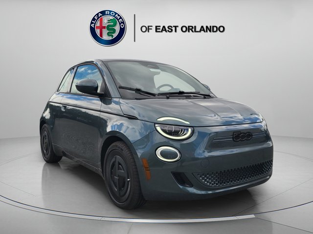 2025 FIAT 500e Giorgio Armani