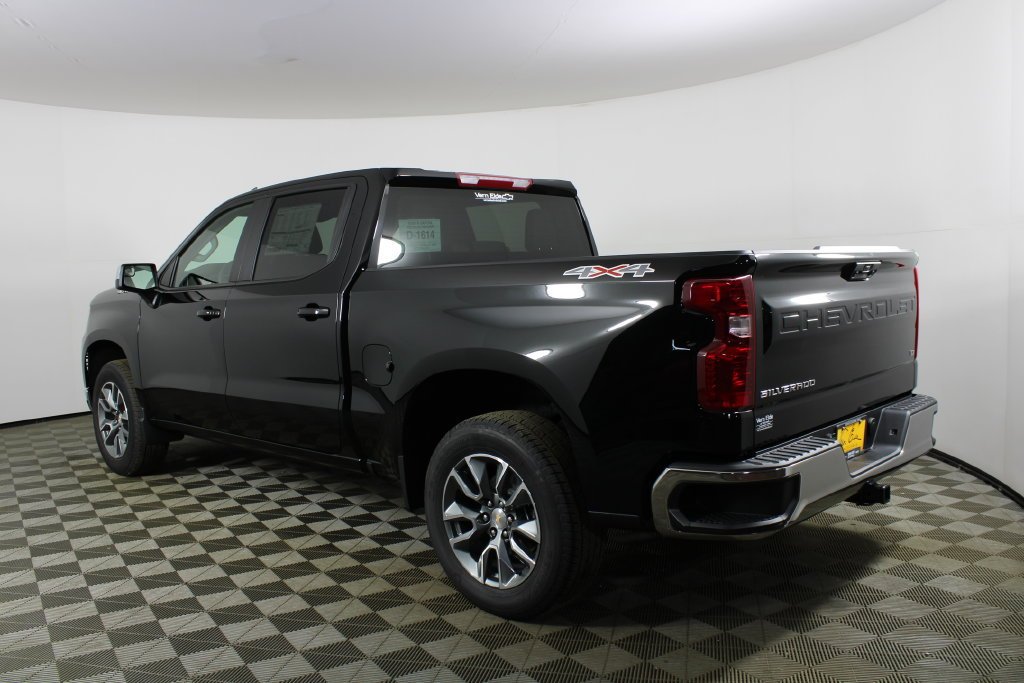 2026 Chevrolet Silverado 1500 LT - Photo 4