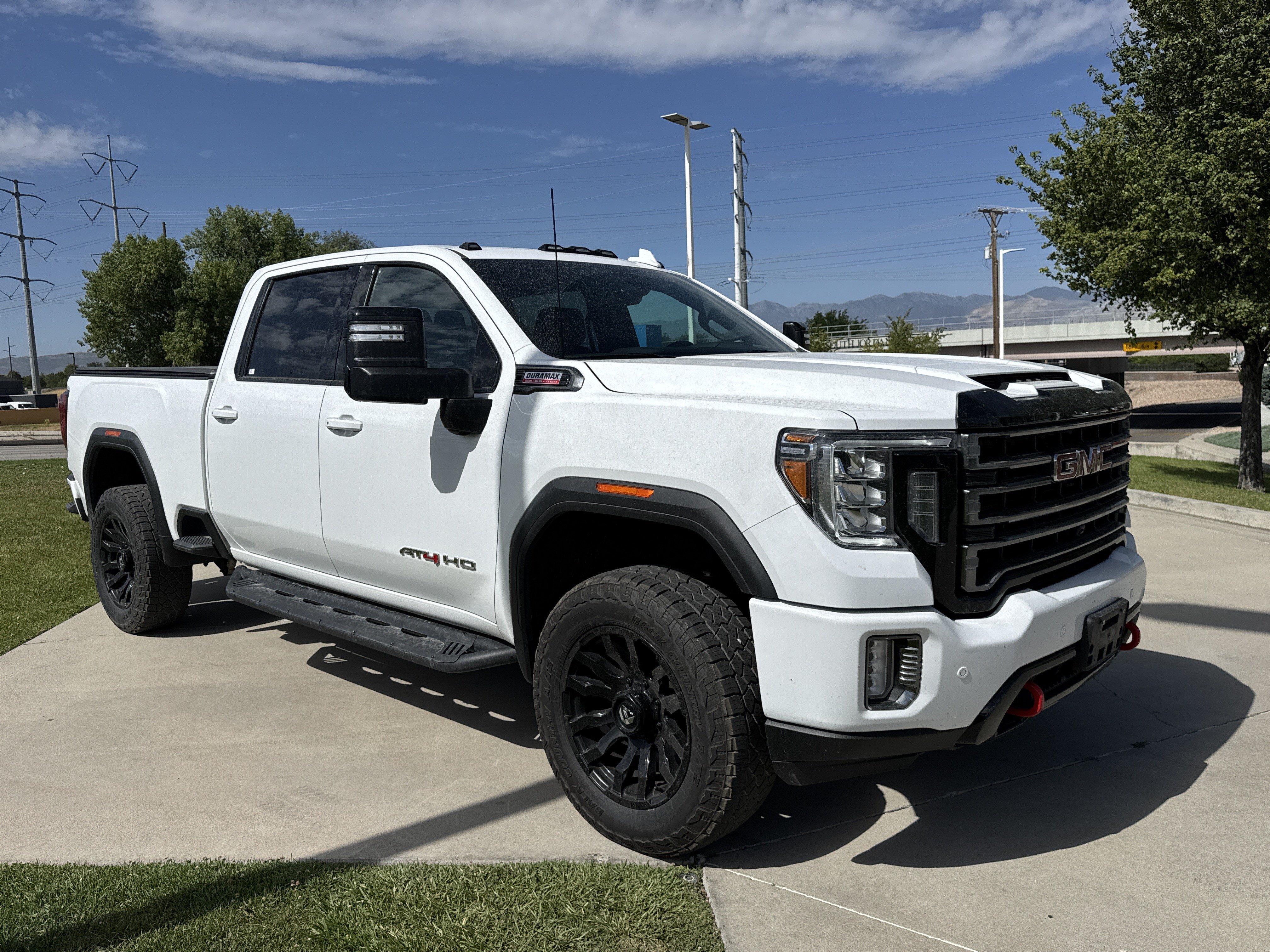 Used 2023 Summit White GMC AT4 image 7