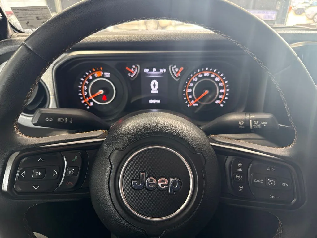 Used 2024 Gray Jeep Sport S image 19