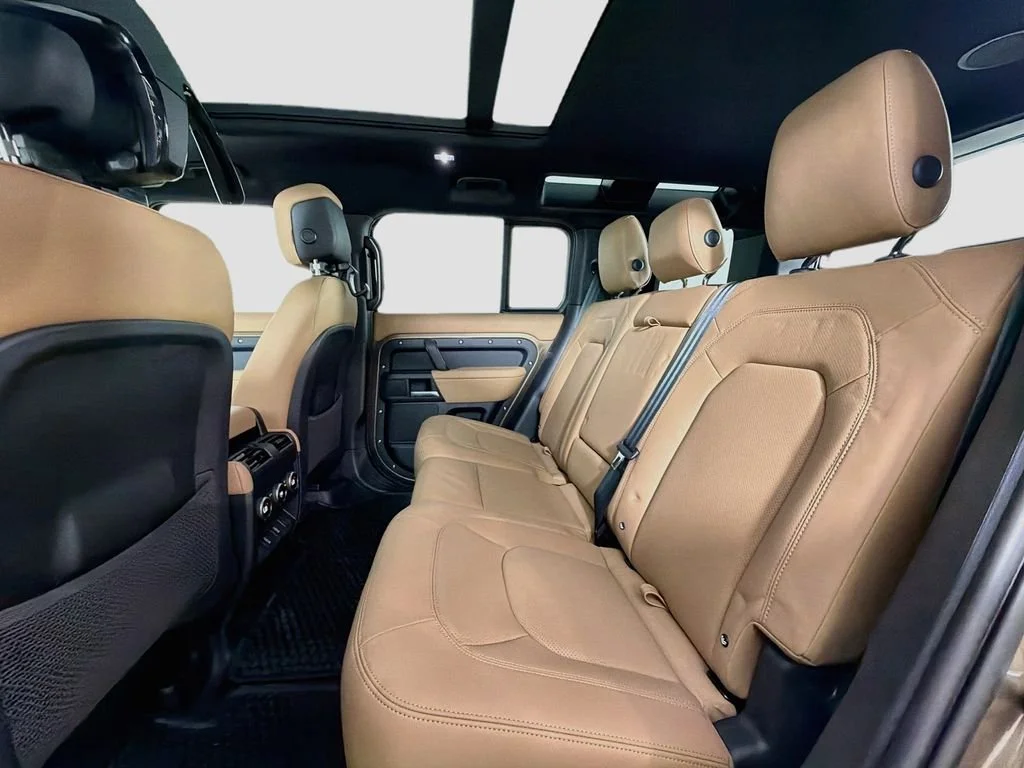 2026 Land Rover Defender X-Dynamic SE - Photo 26
