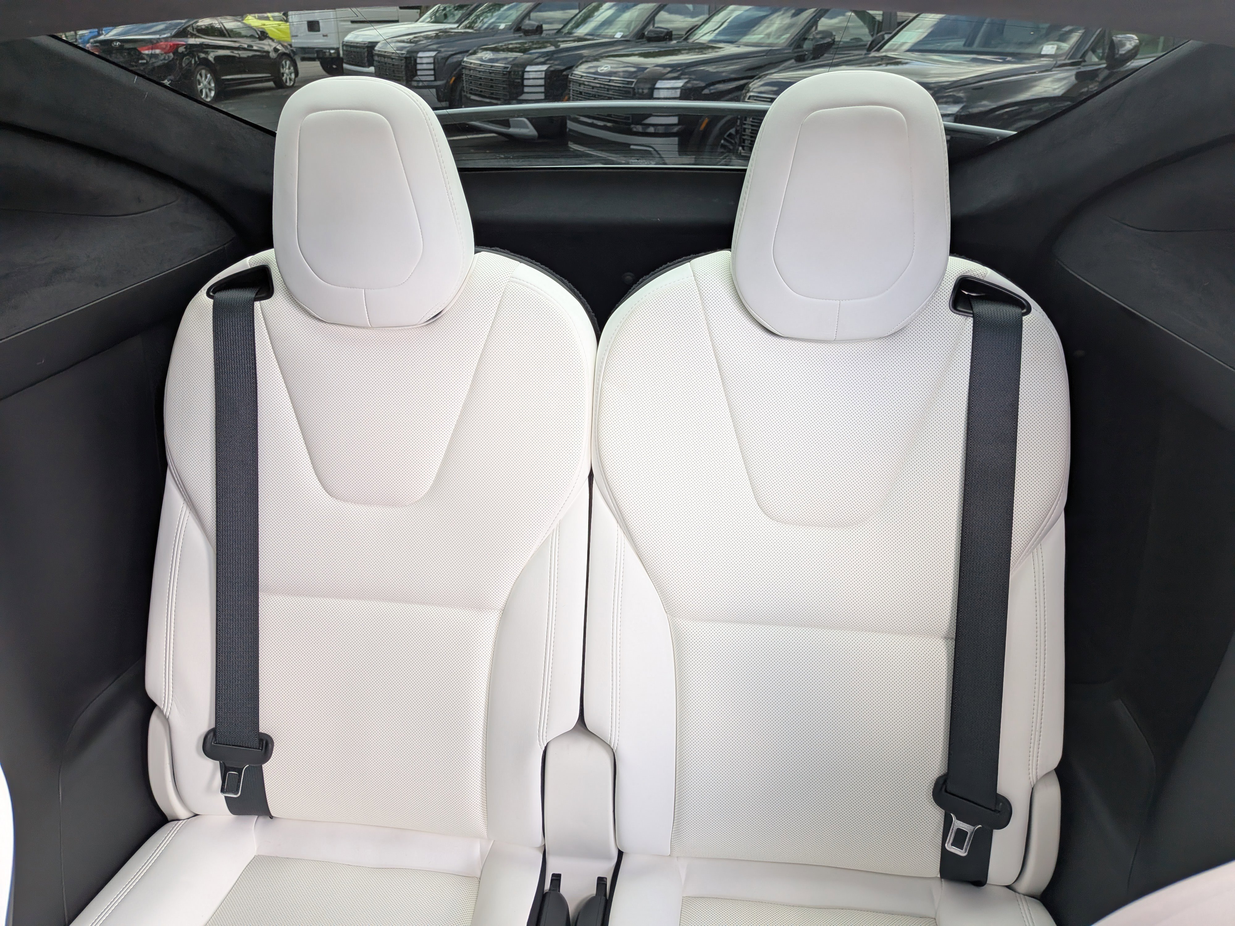 2022 Tesla Model X Plaid - Photo 16