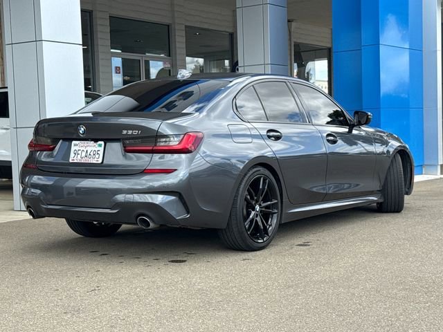 Used 2022 Mineral Grey Meta BMW 330i image 3