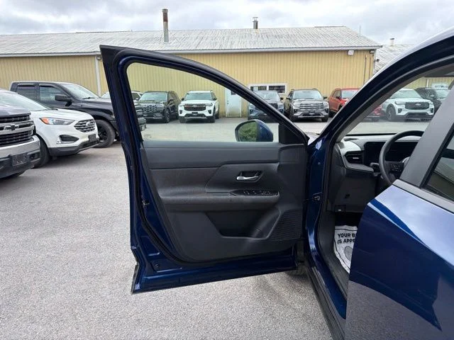Used 2025 Deep Blue Pearl Nissan SV image 17