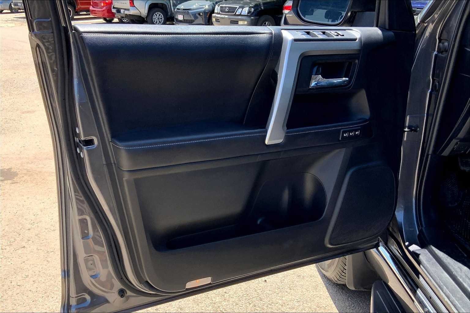 Used 2017 Magnetic Gray Metallic Toyota SR5 image 22