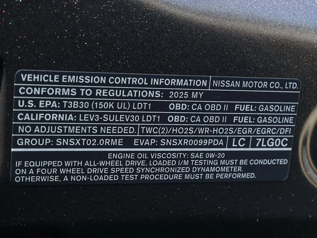 Used 2025 Gray Nissan SR image 31