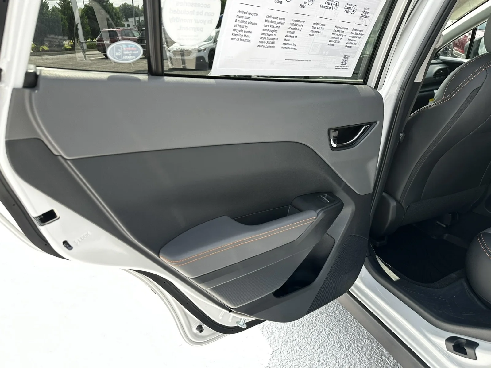 New 2026 CRYSTAL WHITE PEARL Subaru Limited image 11