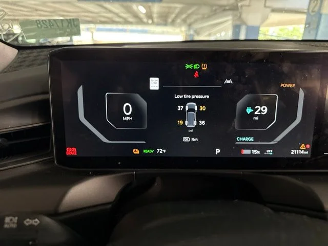 Certified Used 2024 Black Kia Light image 8