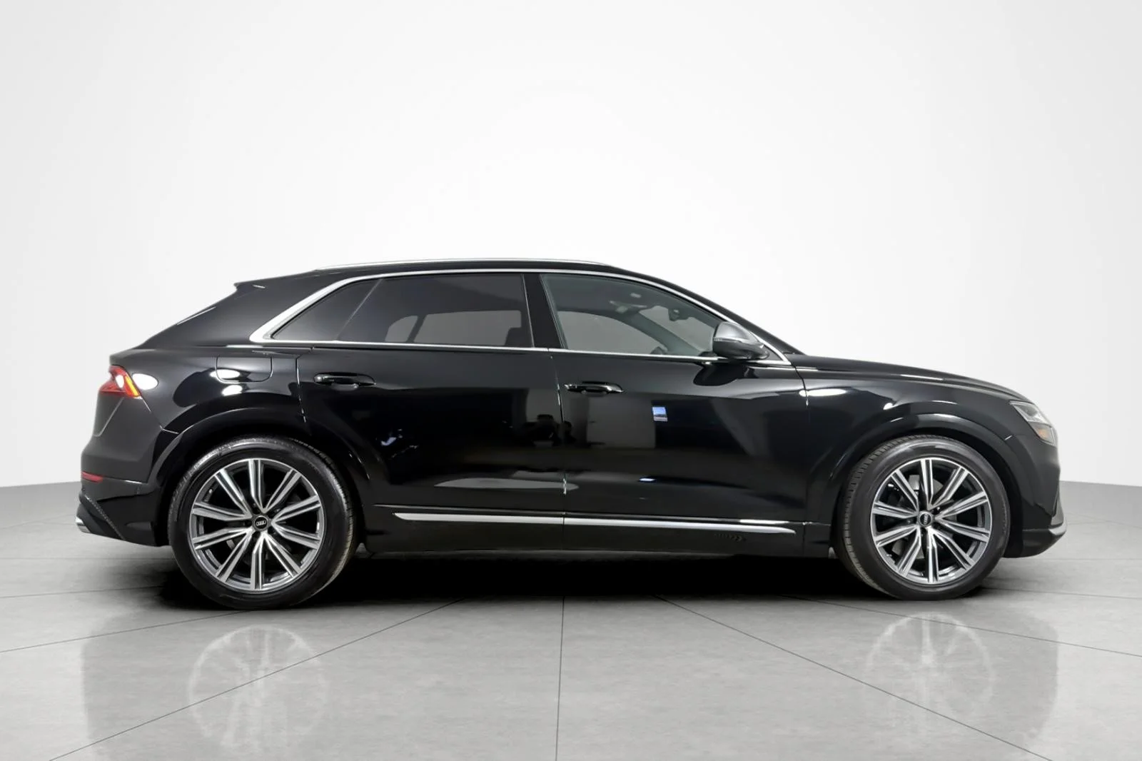 Used 2023 Mythos Black Metallic Audi Prestige 4.0 TFSI quattro image 6