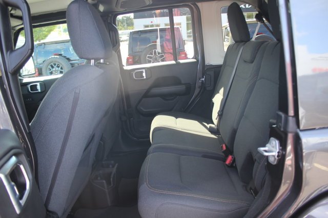 Used 2025 Gray Jeep Sahara image 23