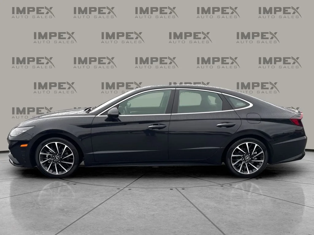 Used 2023 Blue Hyundai Limited image 2