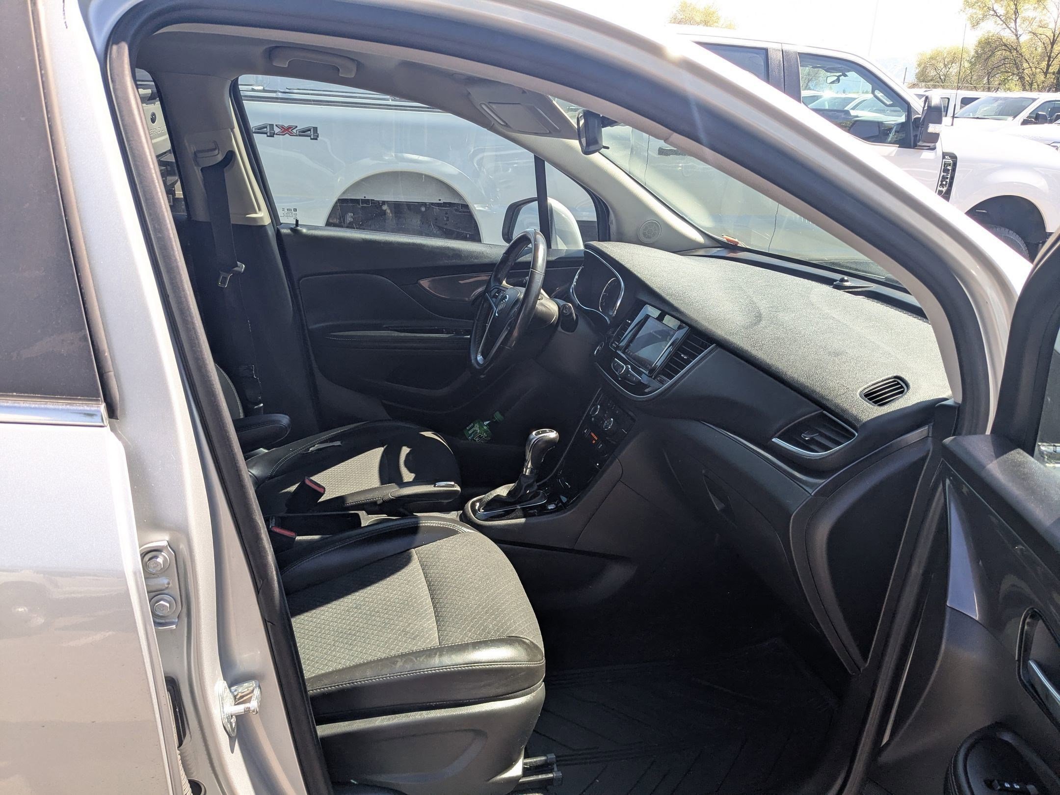 Used 2022 Quicksilver Metallic Buick Preferred image 32