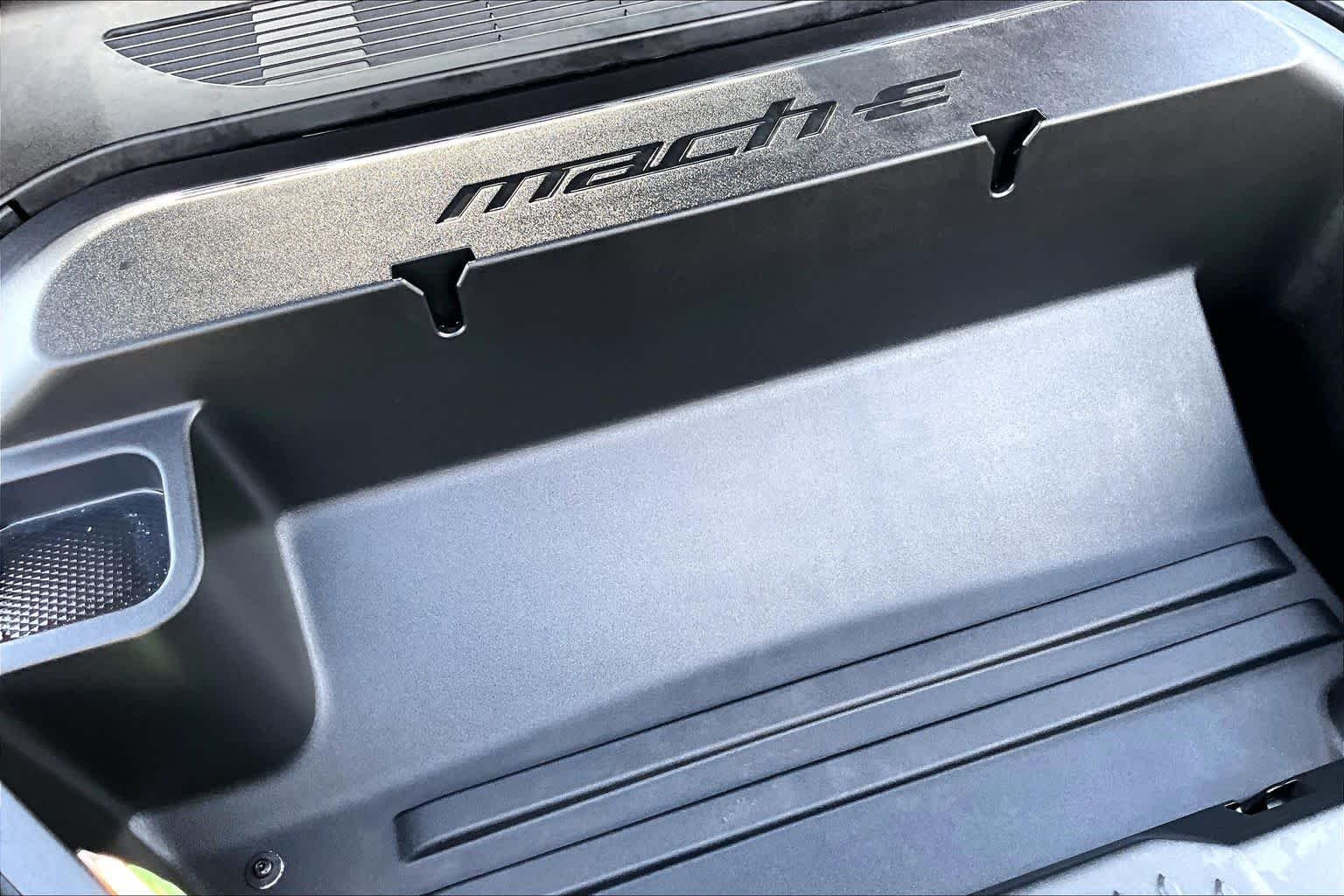 Used 2025 Molten Ford GT image 32