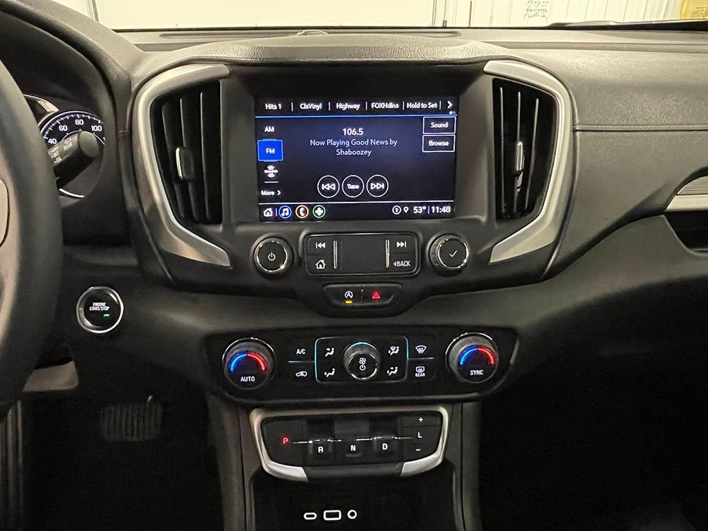 Used 2022 White GMC SLT image 33