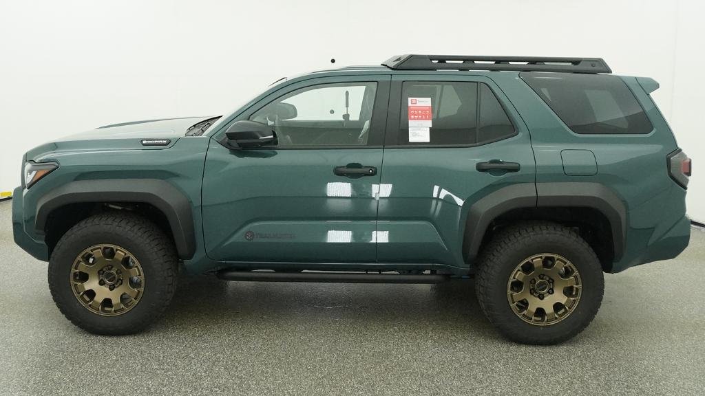New 2026 Everest Toyota Trailhunter image 13