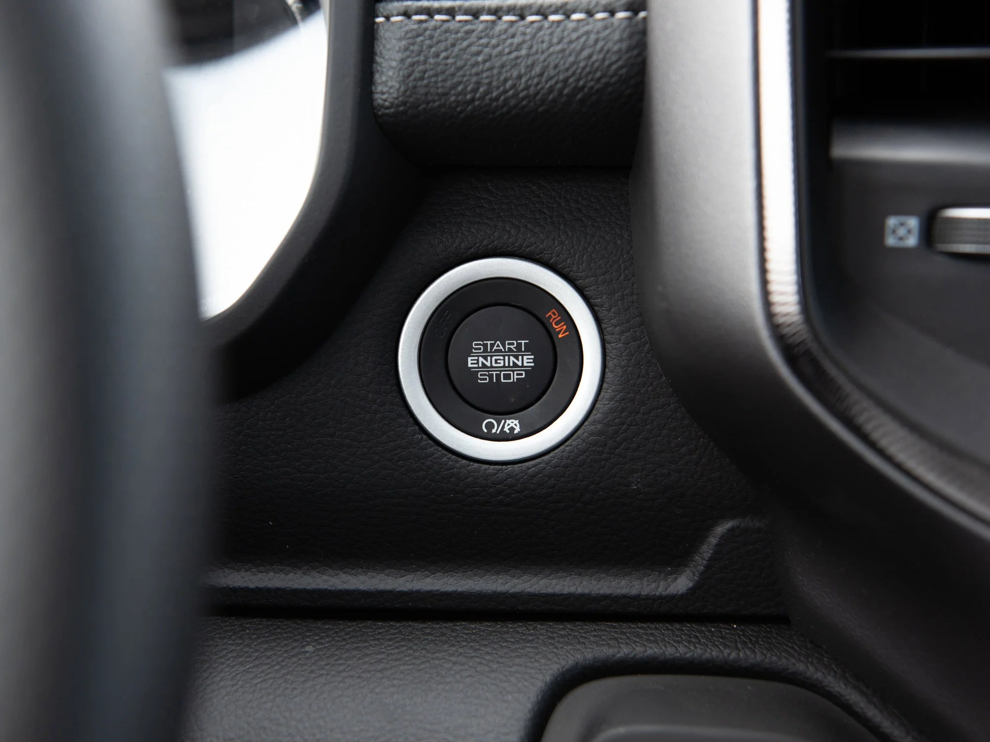 New 2026 Black RAM Sport* image 15