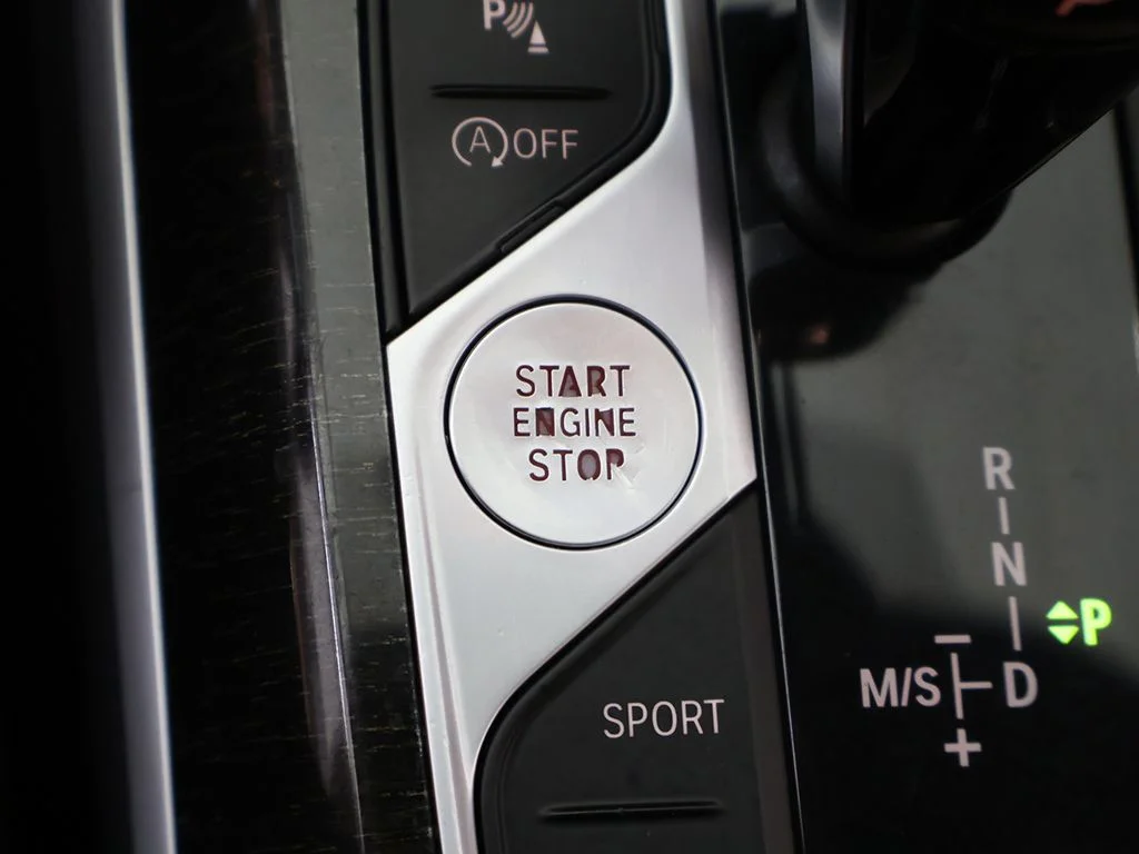 Used 2020 White BMW 330i xDrive image 43