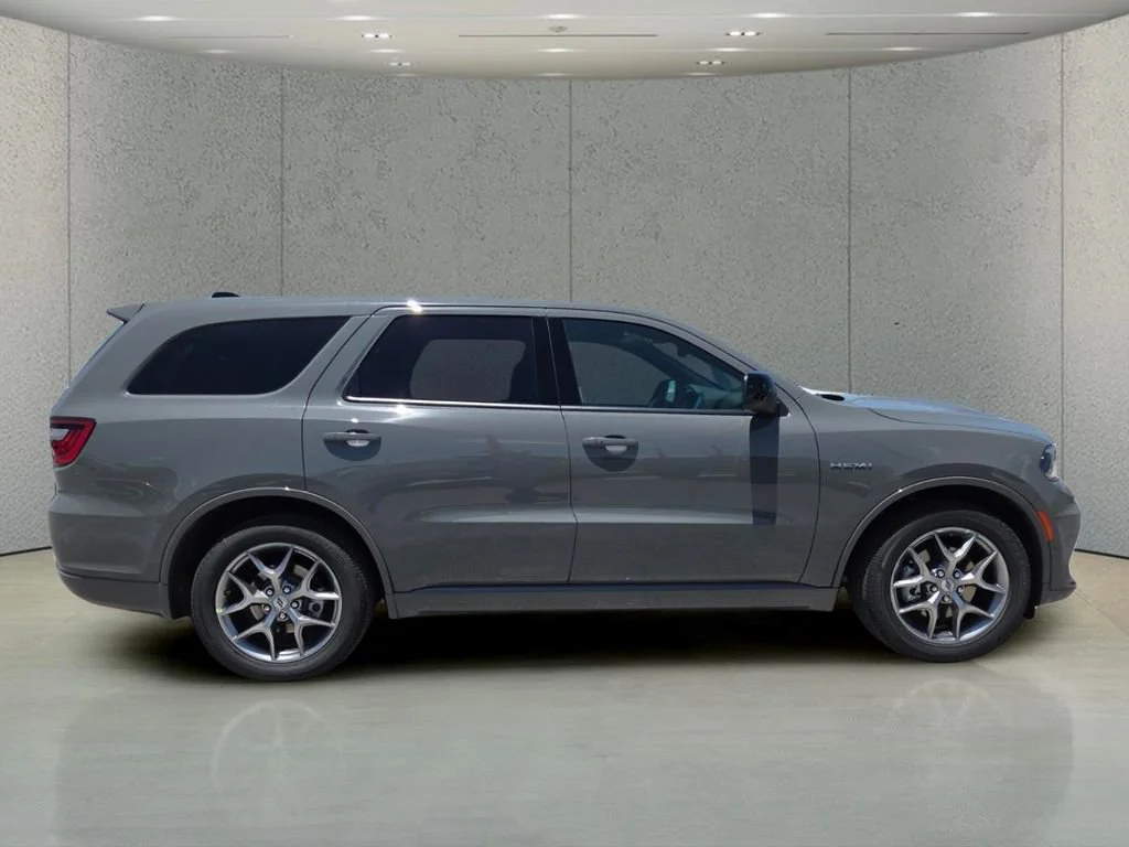 New 2026 Destroyer Gray Clear-Coat Exterior Paint Dodge GT HEMI V8 image 3