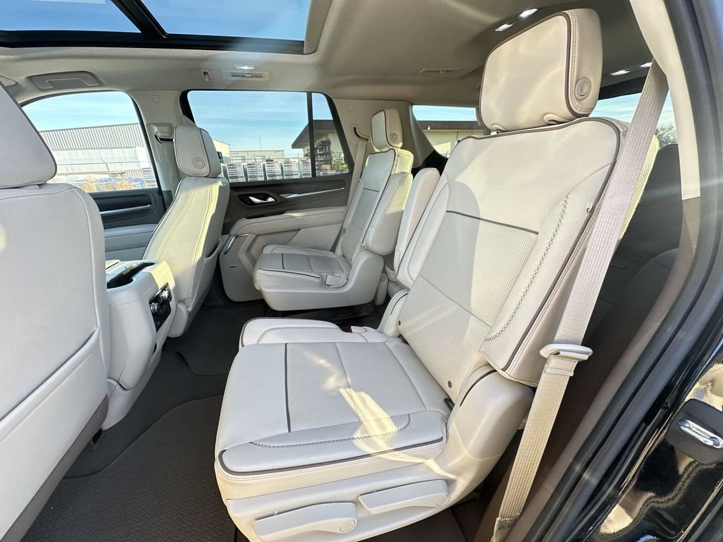 Used 2023 Black GMC Denali image 27