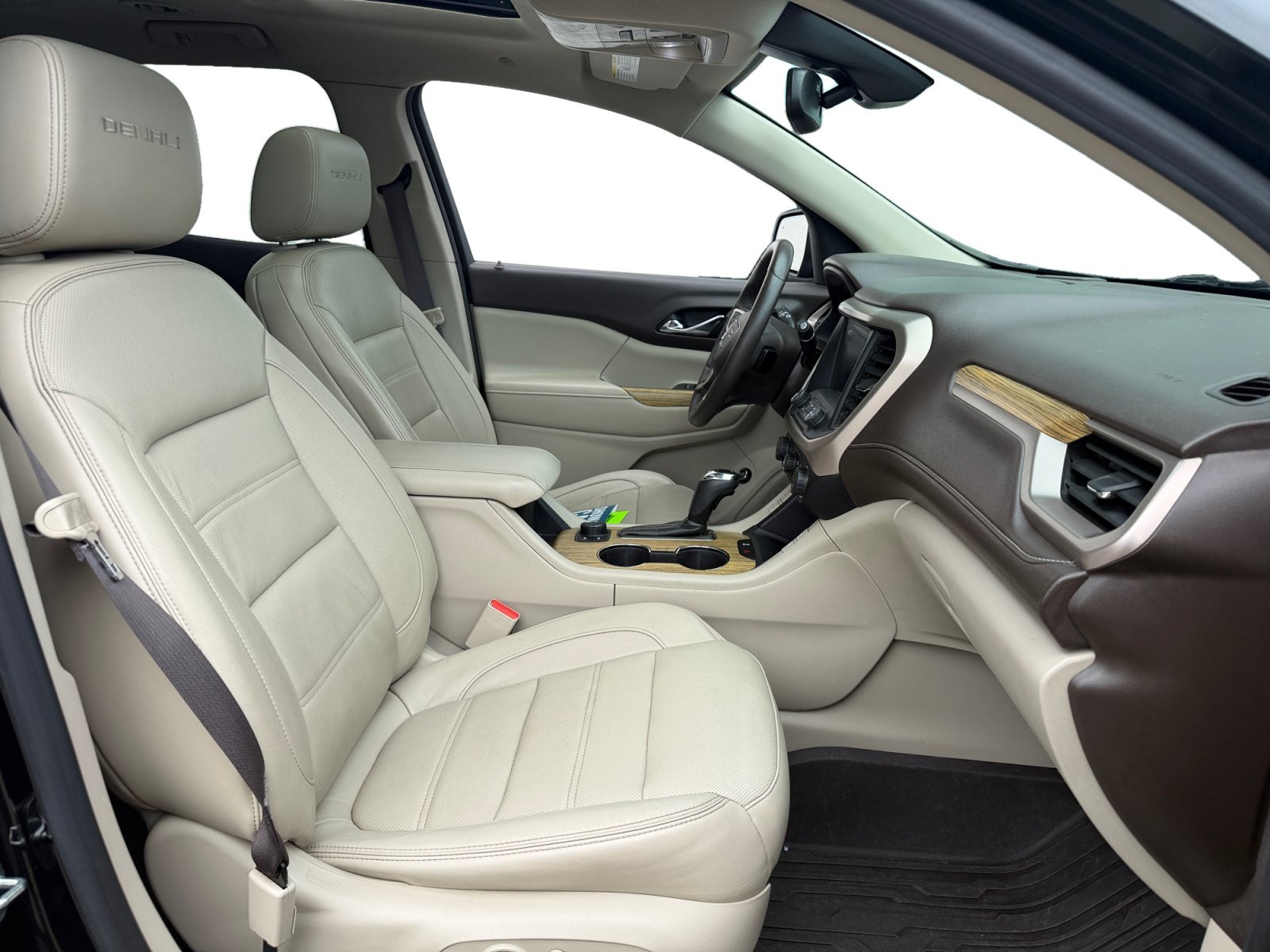Used 2017 Ebony Twilight Metallic GMC Denali image 31
