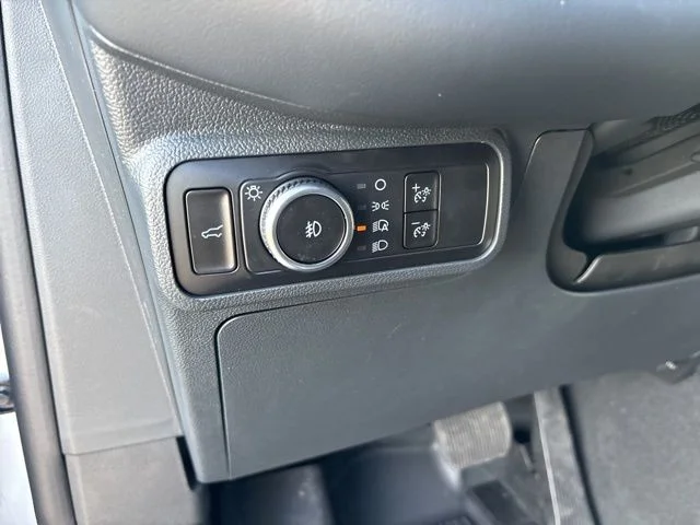 New 2026 Space White Metallic Ford Tremor® image 15