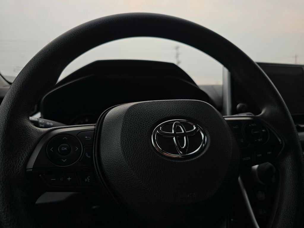 Used 2025 Gray Toyota LE image 22