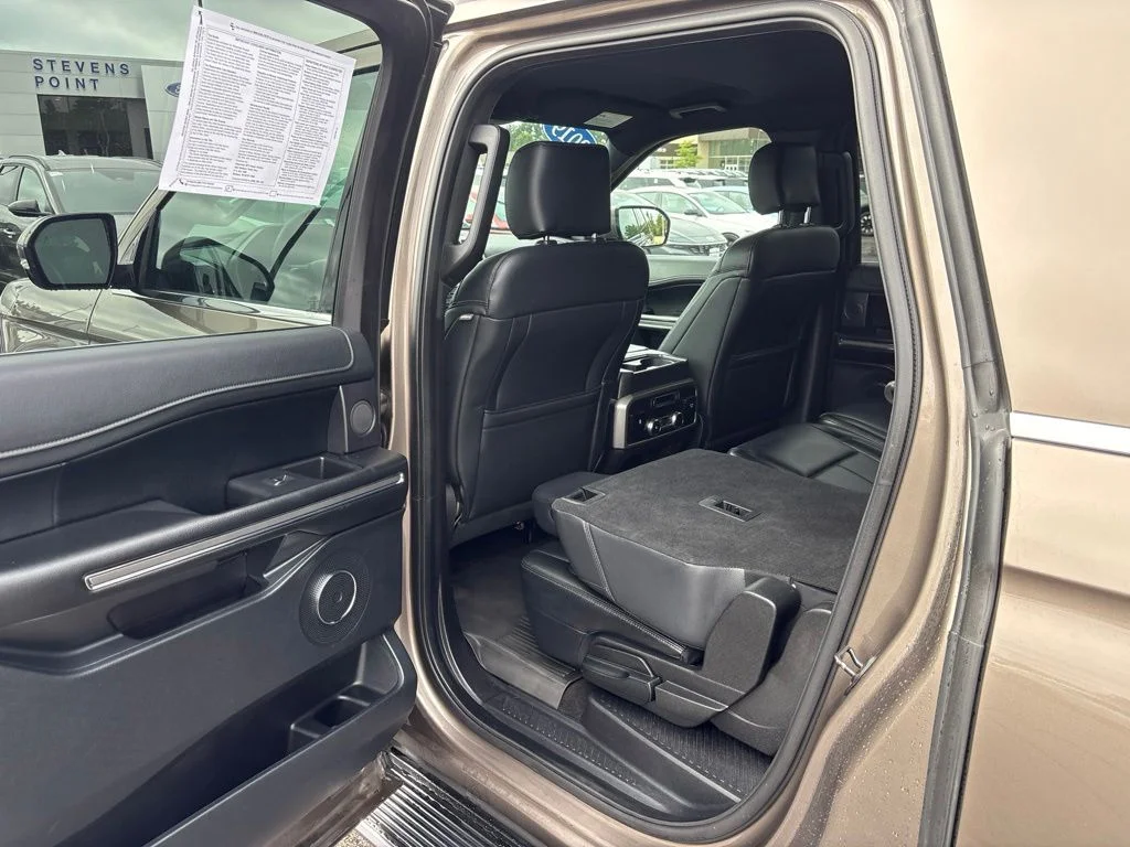 Used 2019 Stone Gray Metallic Ford XLT image 22