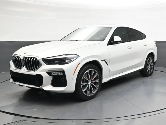 Used 2021 White BMW sDrive40i image 10