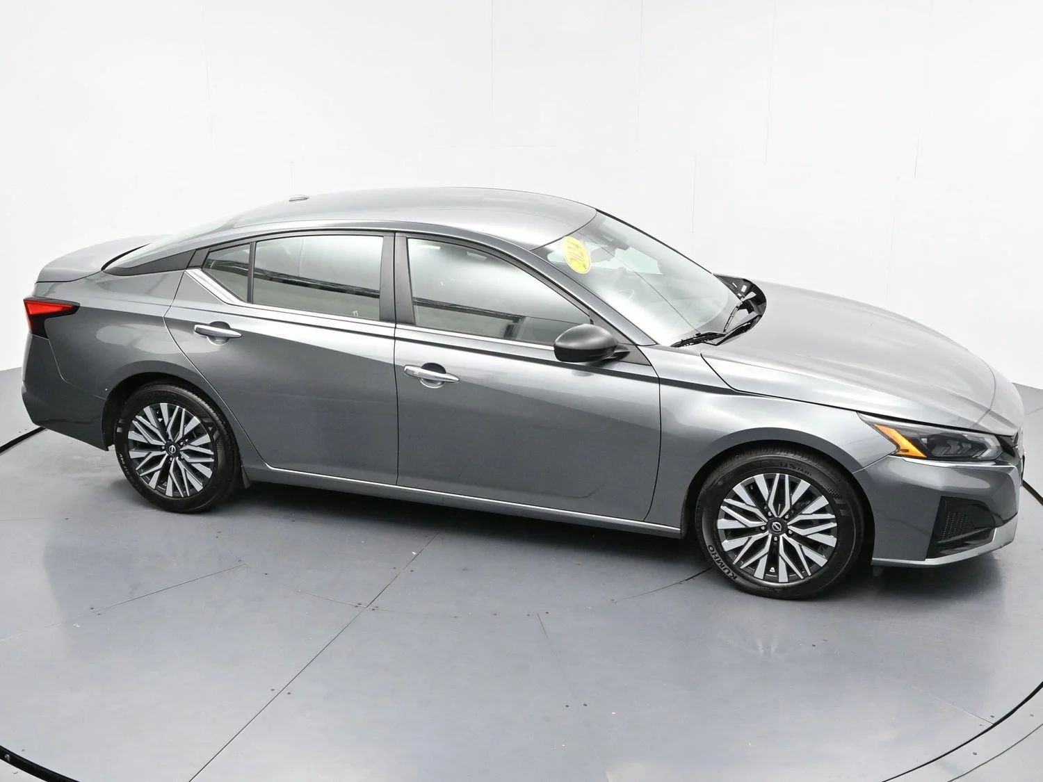Used 2024 Gun Metallic Nissan 2.5 SV image 36