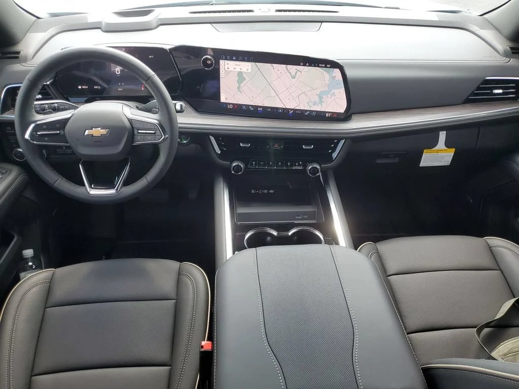 New 2026 Polar White Tricoat Chevrolet Premier image 24