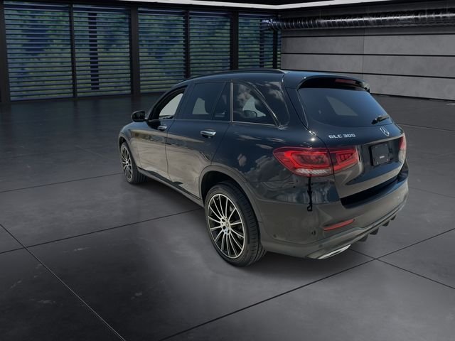 Used 2022 Black Mercedes-Benz GLC 300 image 6