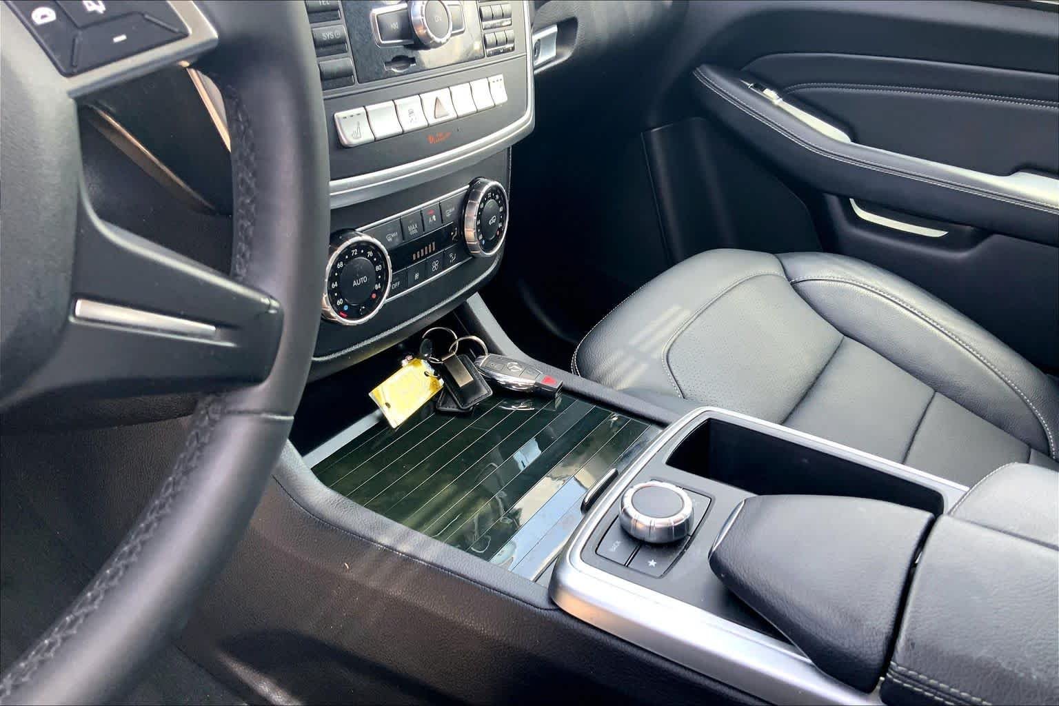 Used 2015 Iridium Silver Metallic Mercedes-Benz ML 350 image 16