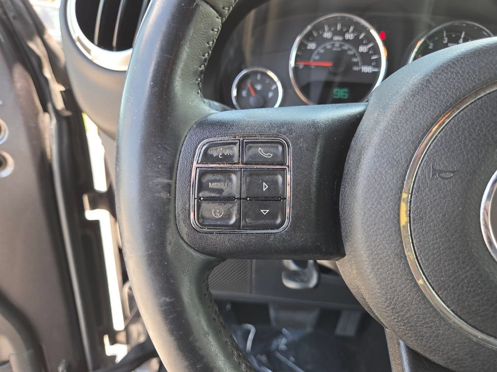 Used 2017 Granite Crystal Metallic Clearcoat Jeep Sahara image 34