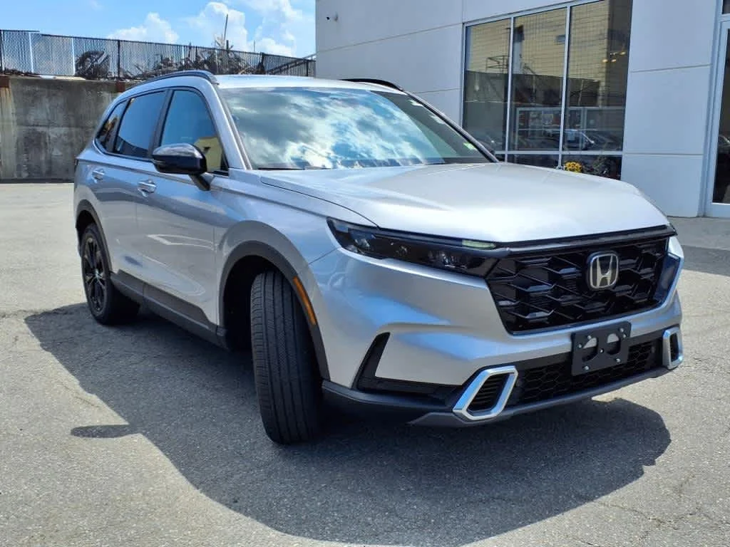New 2027 Solar Silver Metallic Honda Sport Touring image 2