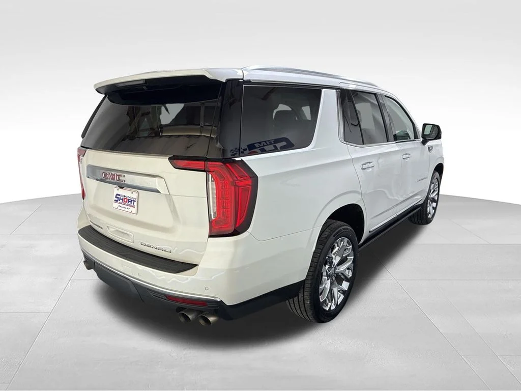 Used 2022 White GMC Denali image 5