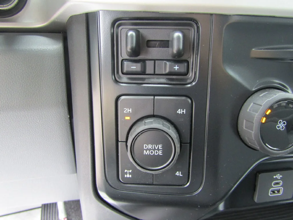 New 2026 Oxford White Ford F-250® XL image 29