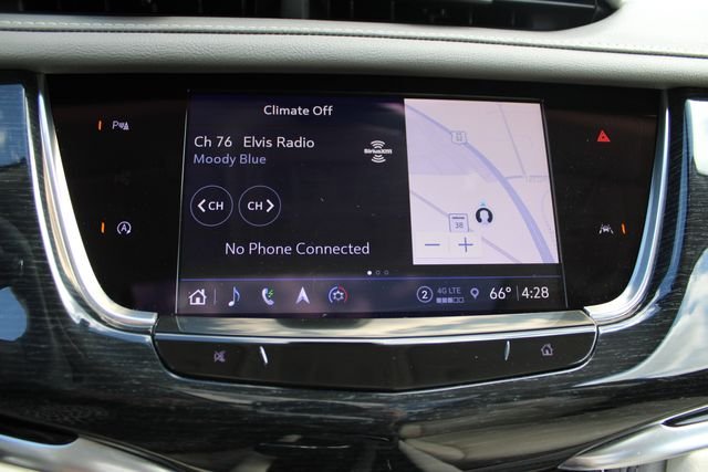 Used 2025 Silver Cadillac Premium Luxury image 19