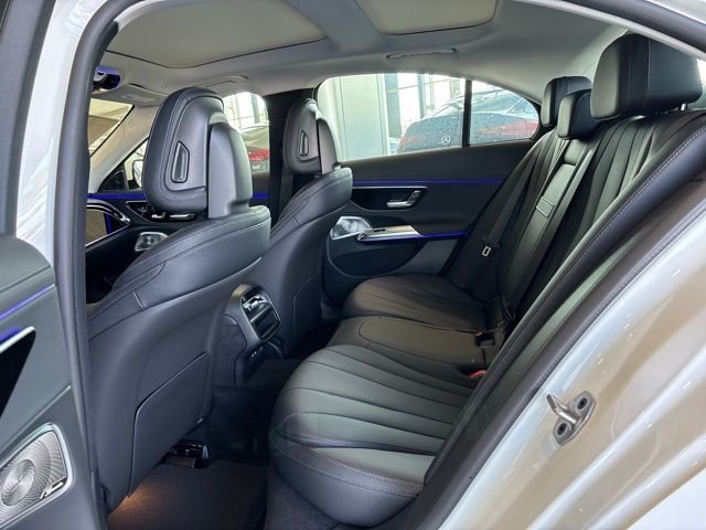 2025 Mercedes-Benz E-Class E350 - Photo 27