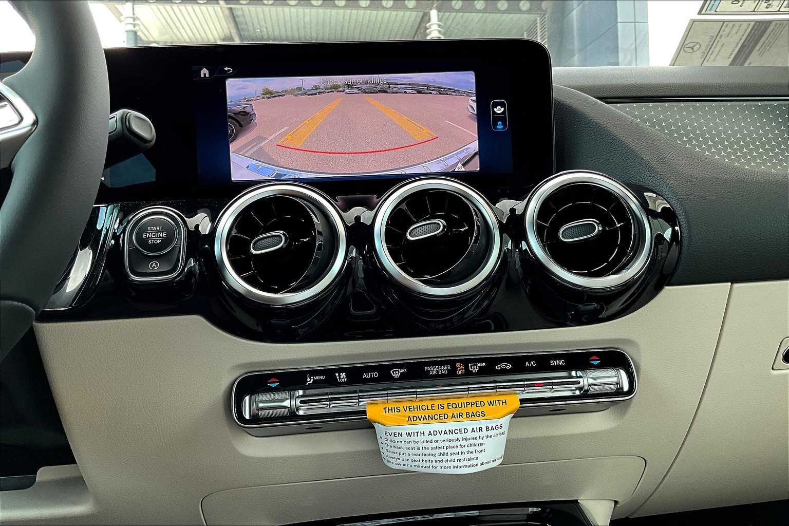 New 2026 Polar White Mercedes-Benz GLA 250 image 12