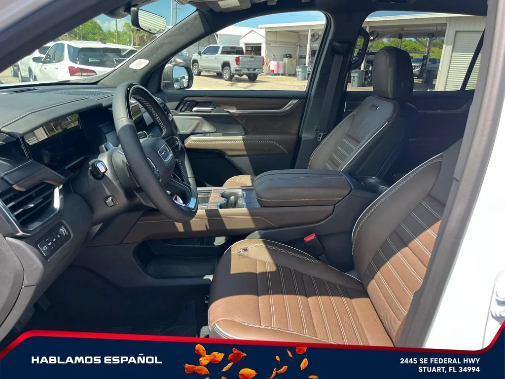 2026 GMC Acadia Denali Ultimate - Photo 16