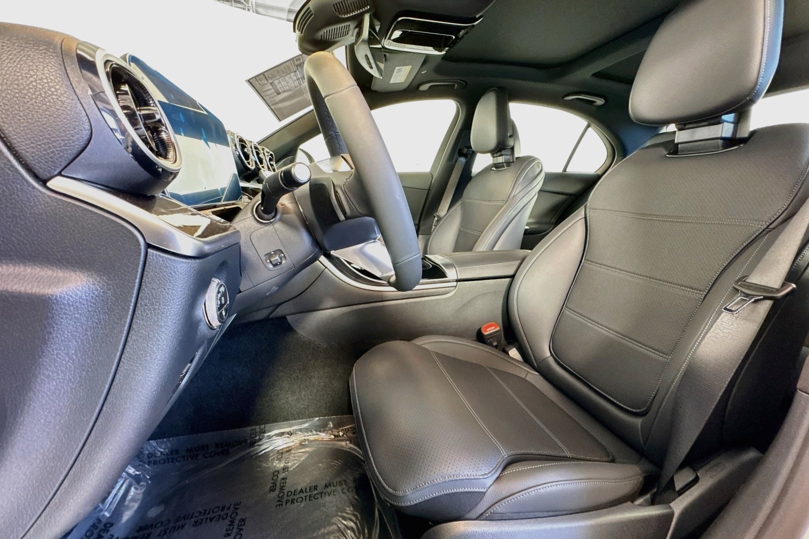 New 2026 Polar White Mercedes-Benz C 300 image 18
