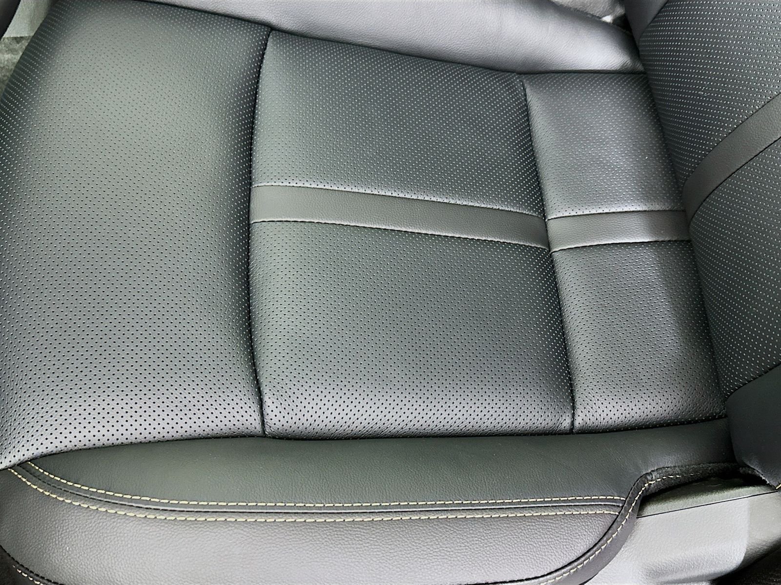 New 2026 Zircon Sand Metallic Mazda 3.3 Turbo Preferred AWD image 19